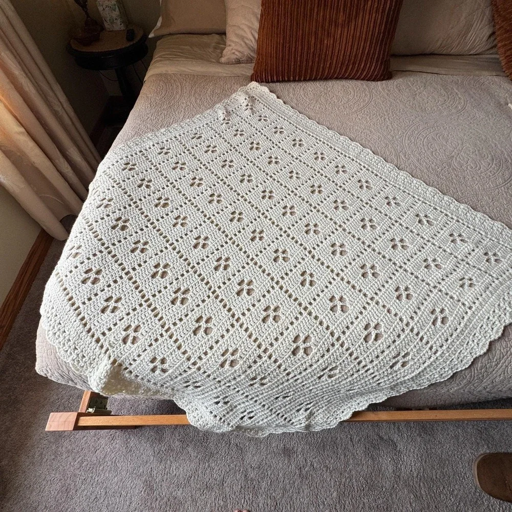 Crochet Afghan New Handmade Blanket Cozy Cottagecore Throw Lap Cover Baby‎ 44x39